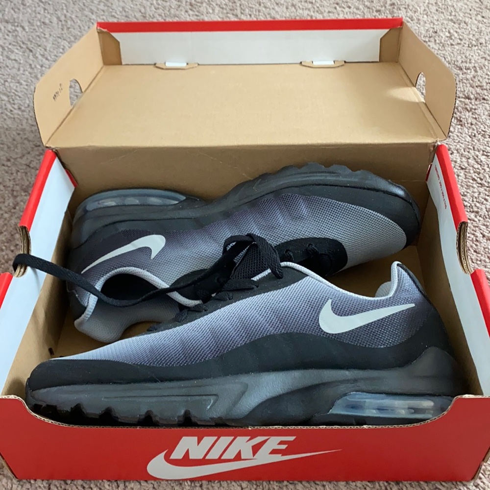 Nike Air Max INVIGOR GS